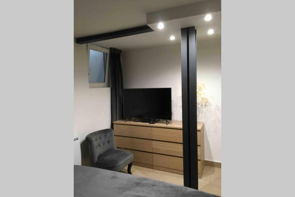 Appartement New Flat-champs-elysees-arc Triomphe-maillot-foch *