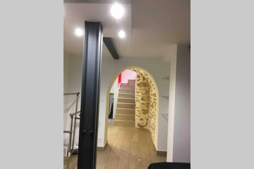 New Flat-champs-elysees-arc Triomphe-maillot-foch Parijs